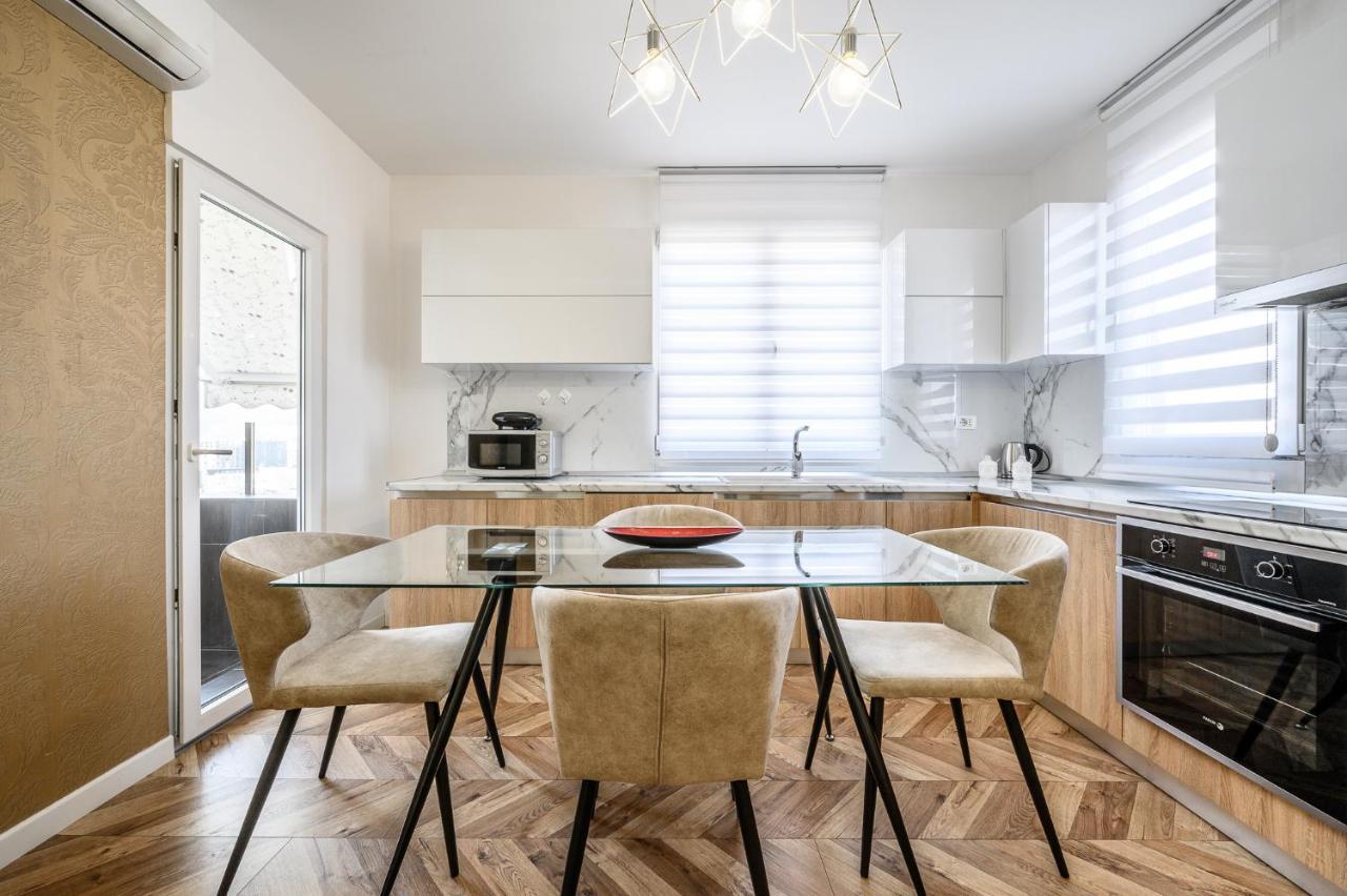 Miku Apartments-Luxury City View At Wilson Square Tiranë Ngoại thất bức ảnh