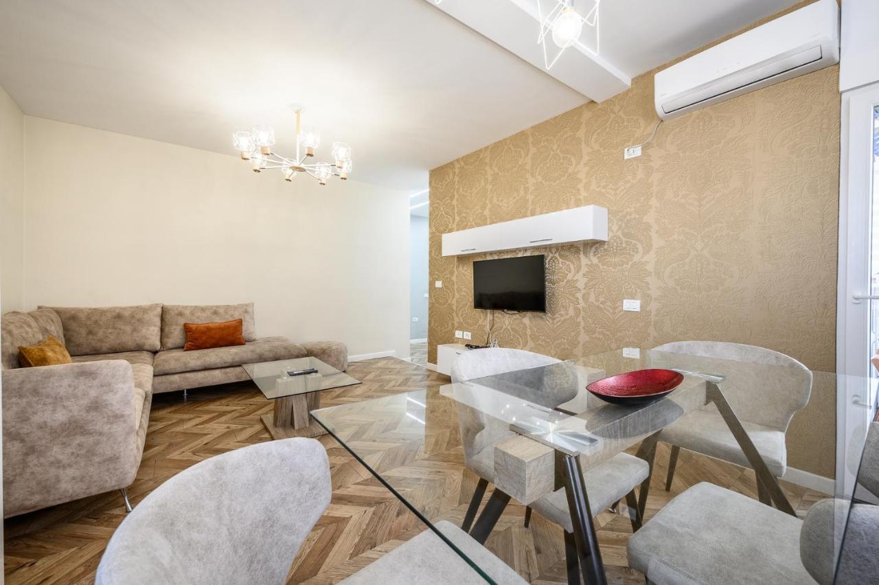 Miku Apartments-Luxury City View At Wilson Square Tiranë Ngoại thất bức ảnh