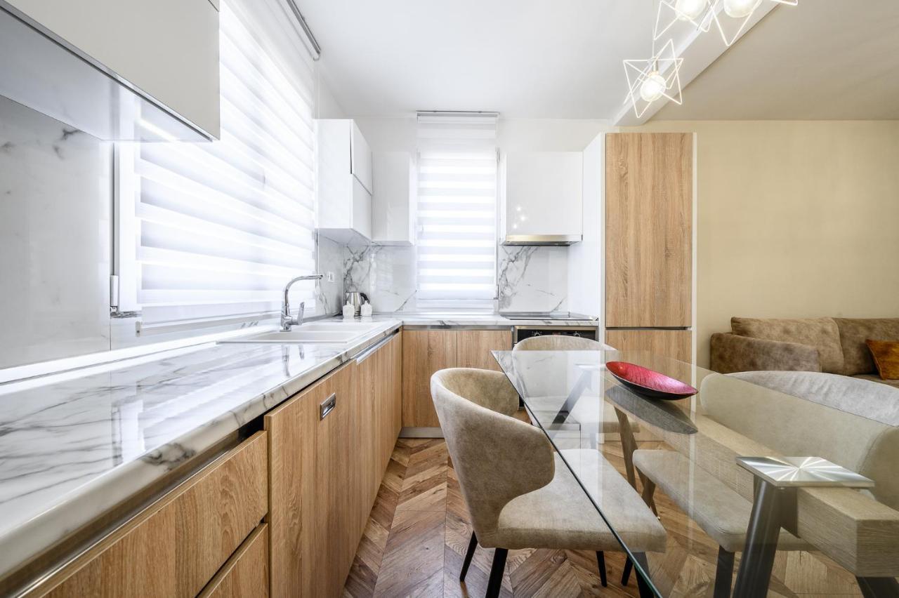 Miku Apartments-Luxury City View At Wilson Square Tiranë Ngoại thất bức ảnh