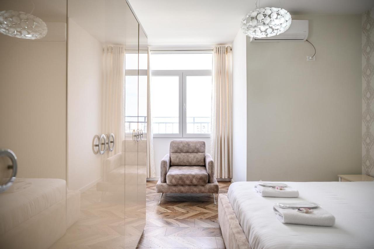 Miku Apartments-Luxury City View At Wilson Square Tiranë Ngoại thất bức ảnh
