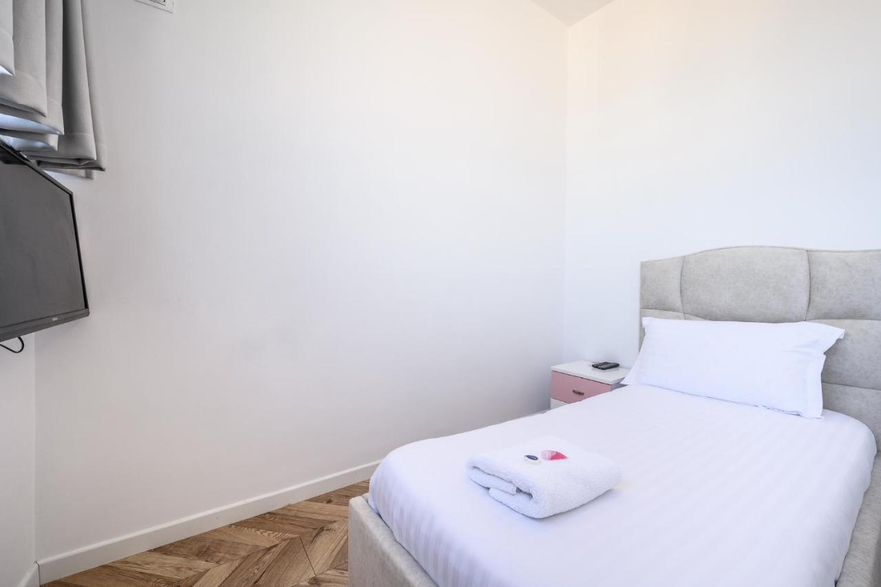 Miku Apartments-Luxury City View At Wilson Square Tiranë Ngoại thất bức ảnh