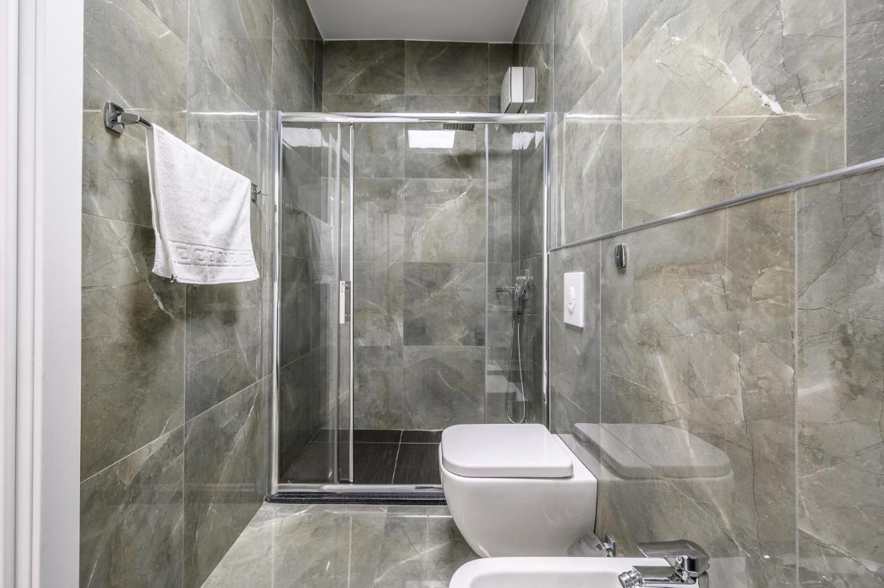 Miku Apartments-Luxury City View At Wilson Square Tiranë Ngoại thất bức ảnh